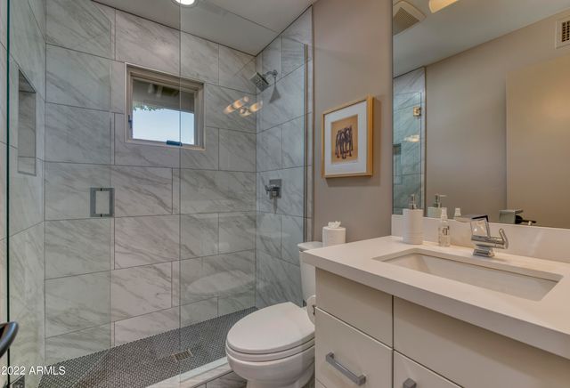 4630 E CLEARWATER Parkway, Paradise Valley, AZ 85253