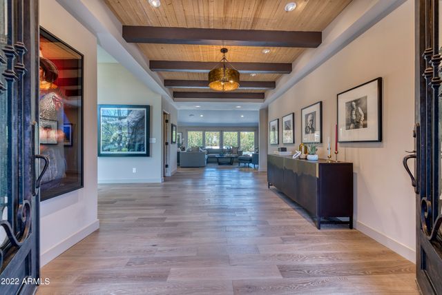 4630 E CLEARWATER Parkway, Paradise Valley, AZ 85253