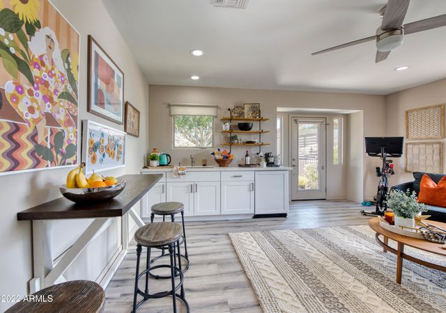 4630 E CLEARWATER Parkway, Paradise Valley, AZ 85253