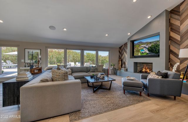 4630 E CLEARWATER Parkway, Paradise Valley, AZ 85253