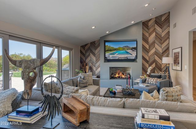 4630 E CLEARWATER Parkway, Paradise Valley, AZ 85253