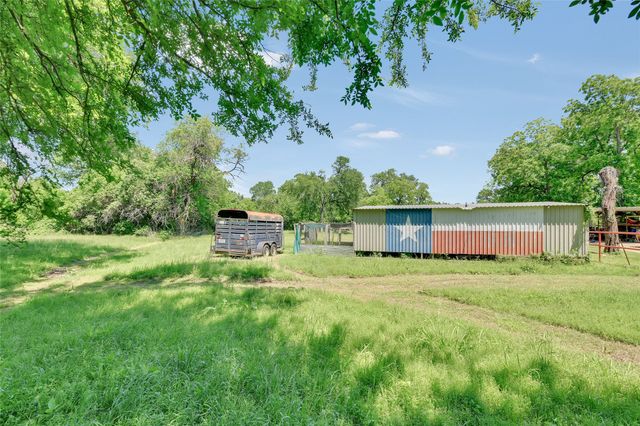5313 Hidden Oaks Lane, Arlington, TX 76017