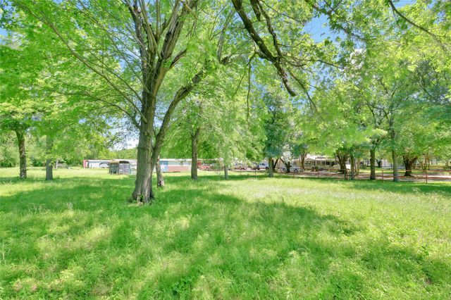 5313 Hidden Oaks Lane, Arlington, TX 76017