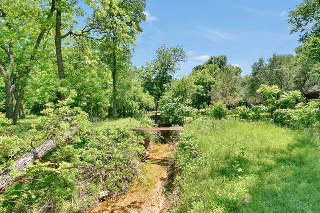 5313 Hidden Oaks Lane, Arlington, TX 76017