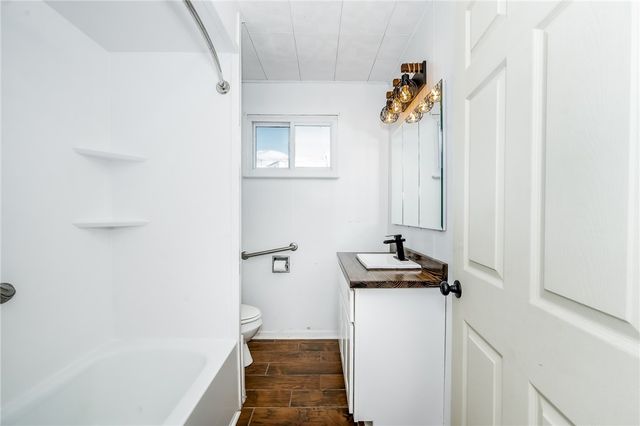 925 Roup Ave, Brackenridge, PA 15014