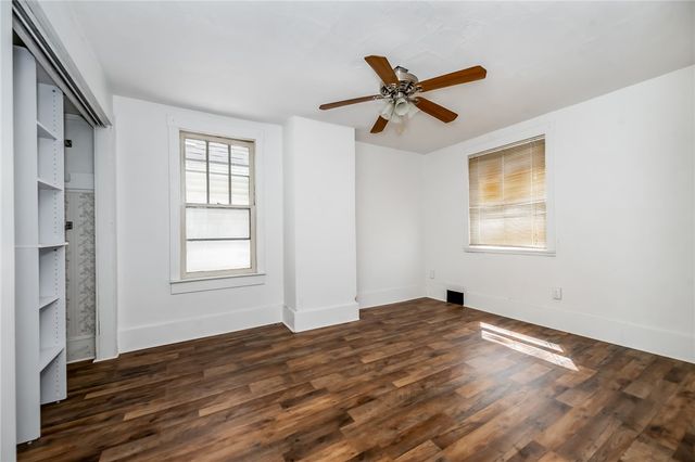 925 Roup Ave, Brackenridge, PA 15014