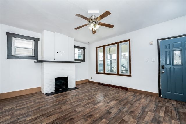 925 Roup Ave, Brackenridge, PA 15014