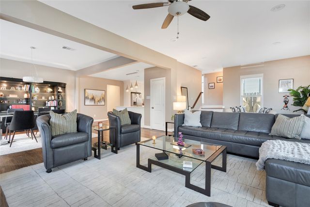 828 Elsbeth Street, Dallas, TX 75208