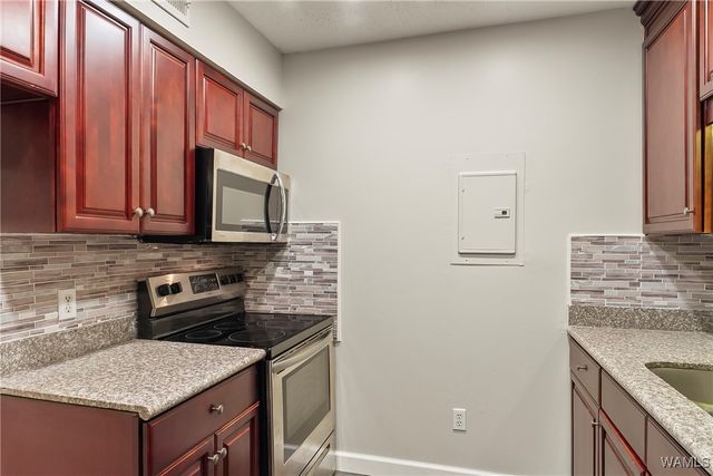 1813 Hackberry 6, Tuscaloosa, AL 35401