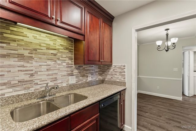 1813 Hackberry 6, Tuscaloosa, AL 35401