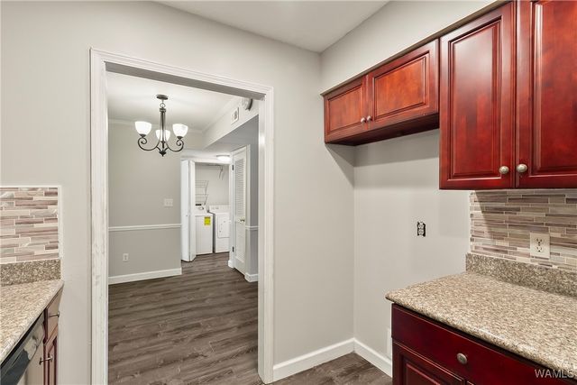 1813 Hackberry 6, Tuscaloosa, AL 35401