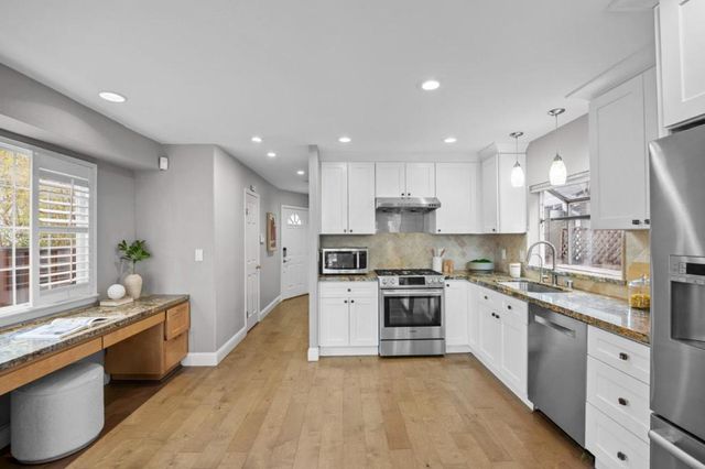 419 Alameda De Las Pulgas, Redwood City, CA 94062