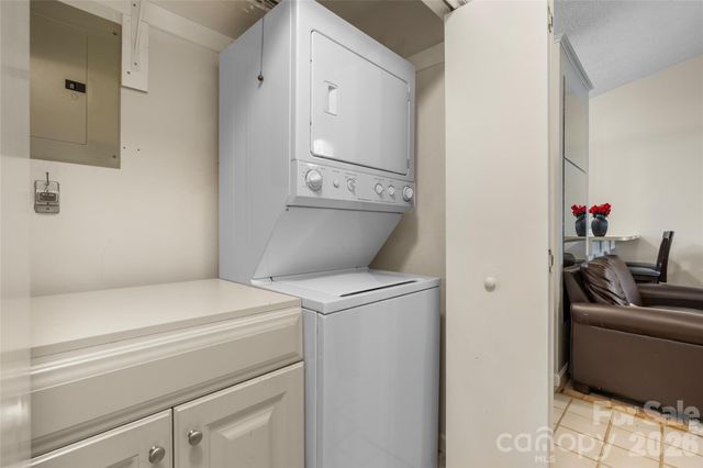 91 Timberlane Drive, Etowah, NC 28726