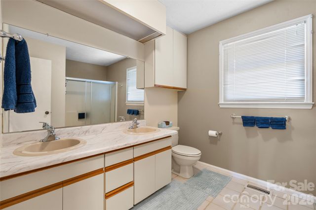 91 Timberlane Drive, Etowah, NC 28726
