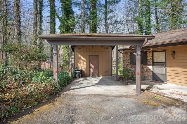 91 Timberlane Drive, Etowah, NC 28726