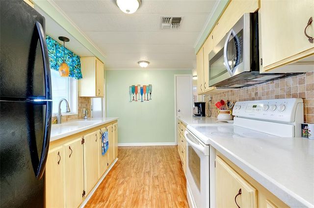881 GRADO DRIVE, Venice, FL 34285