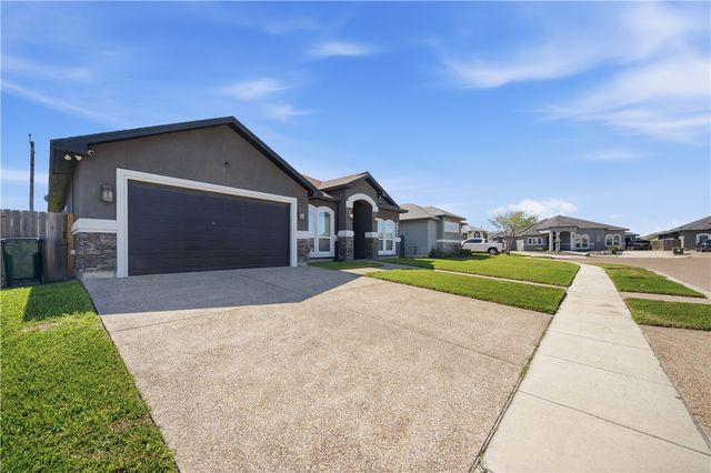 8109 Denali Dr, Corpus Christi, TX 78414