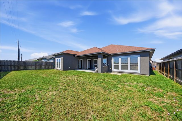 8109 Denali Dr, Corpus Christi, TX 78414