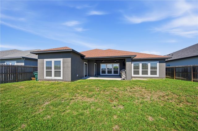 8109 Denali Dr, Corpus Christi, TX 78414