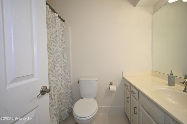 1278 Parkway Gardens Ct APT 127, Louisville, KY 40217