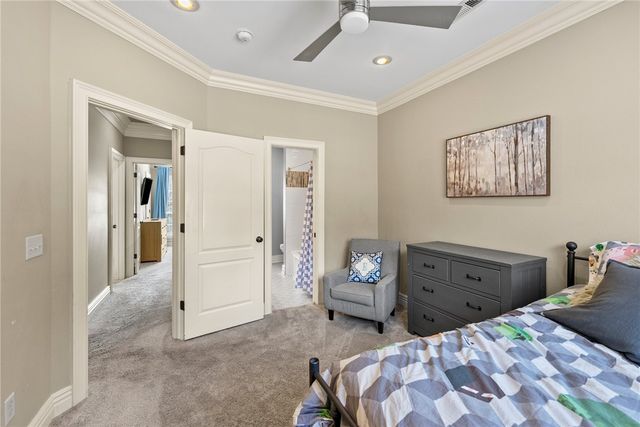 492 E Fairway Lane, Fayetteville, AR 72701