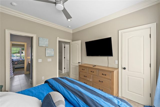 492 E Fairway Lane, Fayetteville, AR 72701