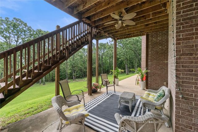 492 E Fairway Lane, Fayetteville, AR 72701