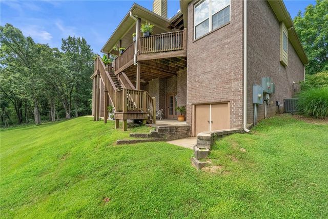 492 E Fairway Lane, Fayetteville, AR 72701