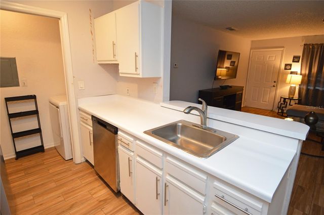 10263 GANDY BOULEVARD N 1409(Furnished), St Petersburg, FL 33702