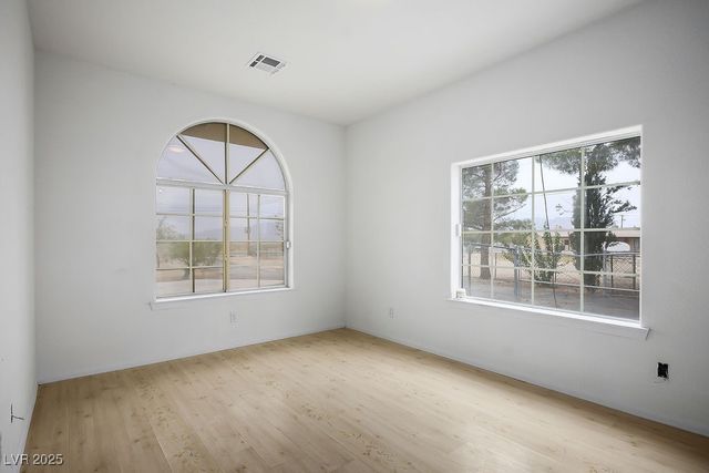 1070 East Gamebird Road, Pahrump, NV 89048