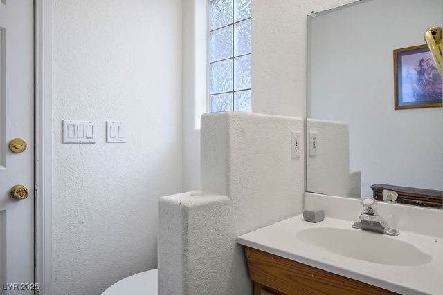 1070 East Gamebird Road, Pahrump, NV 89048