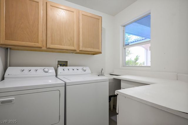 1070 East Gamebird Road, Pahrump, NV 89048