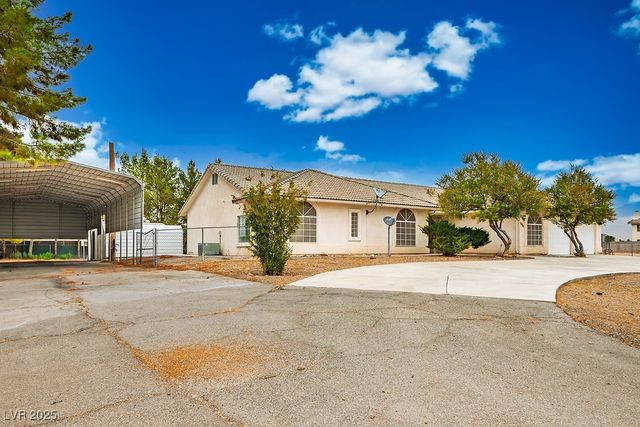 1070 East Gamebird Road, Pahrump, NV 89048