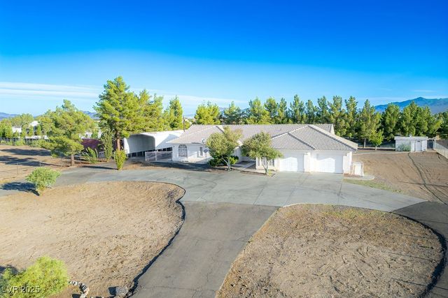 1070 East Gamebird Road, Pahrump, NV 89048