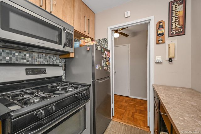 6636 Yellowstone Boulevard 2C, Forest Hills, NY 11375