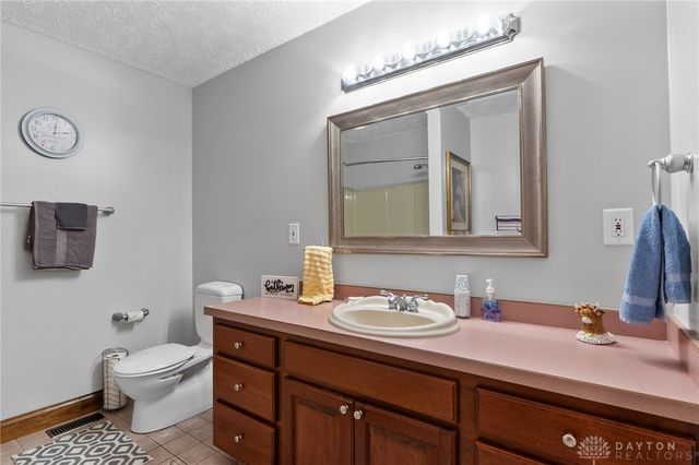 460 Kinsey Road, Xenia, OH 45385