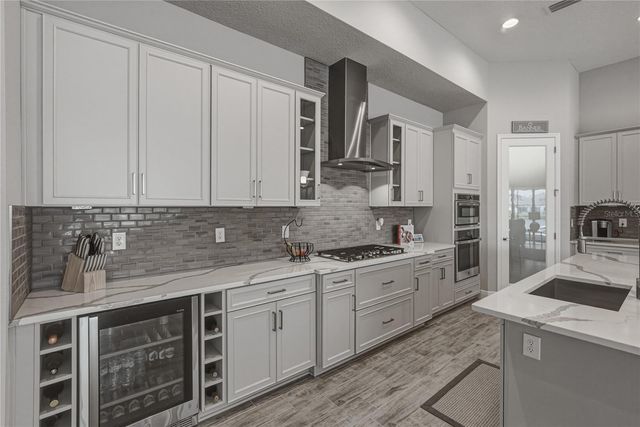 5623 WAYFARER AVENUE, Apollo Beach, FL 33572