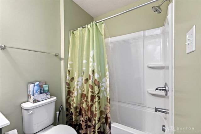 1001 Glen Kegley Drive, Xenia, OH 45385