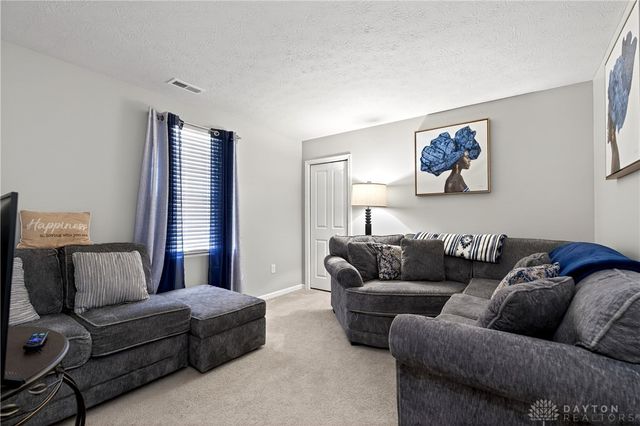 1001 Glen Kegley Drive, Xenia, OH 45385