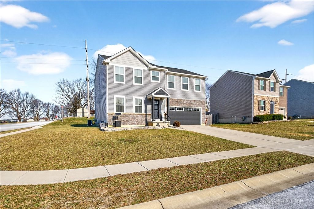 1001 Glen Kegley Drive, Xenia, OH 45385