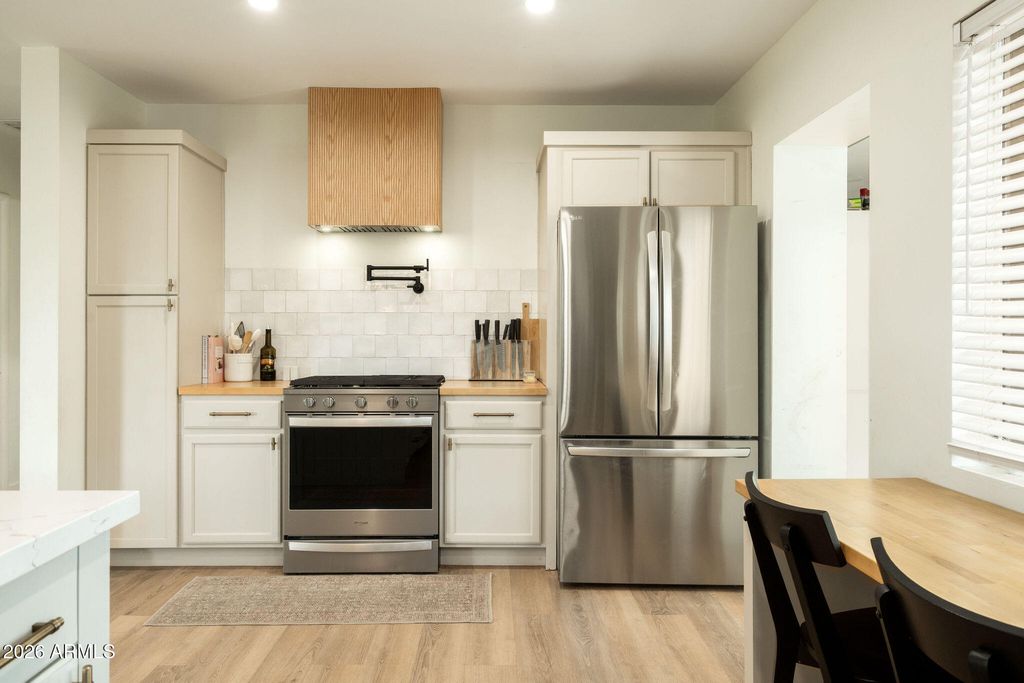 547 W ORANGEWOOD Avenue, Phoenix, AZ 85021 — photo 4