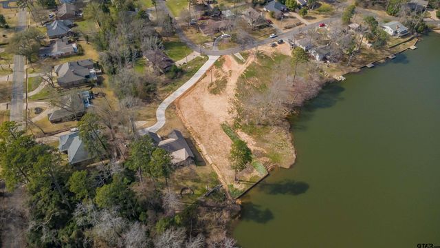 1215 B Chateau Lane, Hideaway, TX 75771