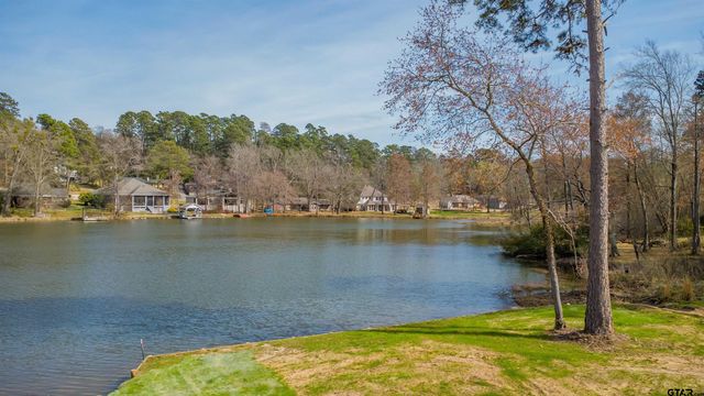 1215 B Chateau Lane, Hideaway, TX 75771