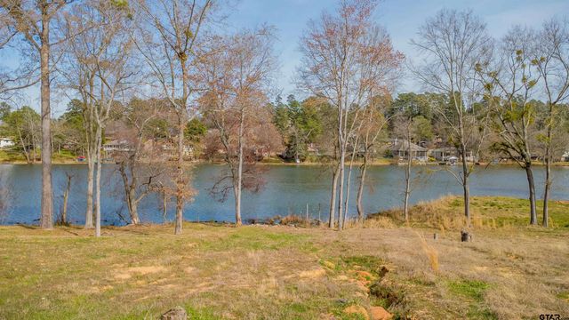 1215 B Chateau Lane, Hideaway, TX 75771