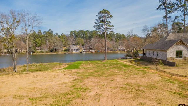 1215 B Chateau Lane, Hideaway, TX 75771