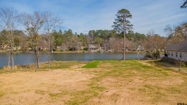 1215 B Chateau Lane, Hideaway, TX 75771