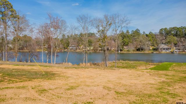 1215 B Chateau Lane, Hideaway, TX 75771