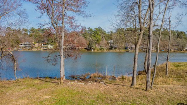 1215 B Chateau Lane, Hideaway, TX 75771