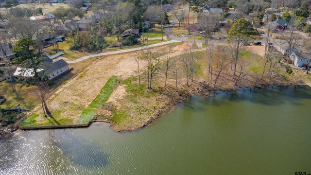 1215 B Chateau Lane, Hideaway, TX 75771