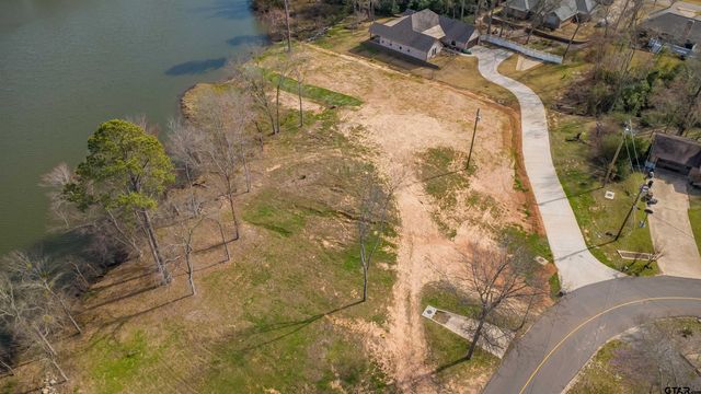 1215 B Chateau Lane, Hideaway, TX 75771